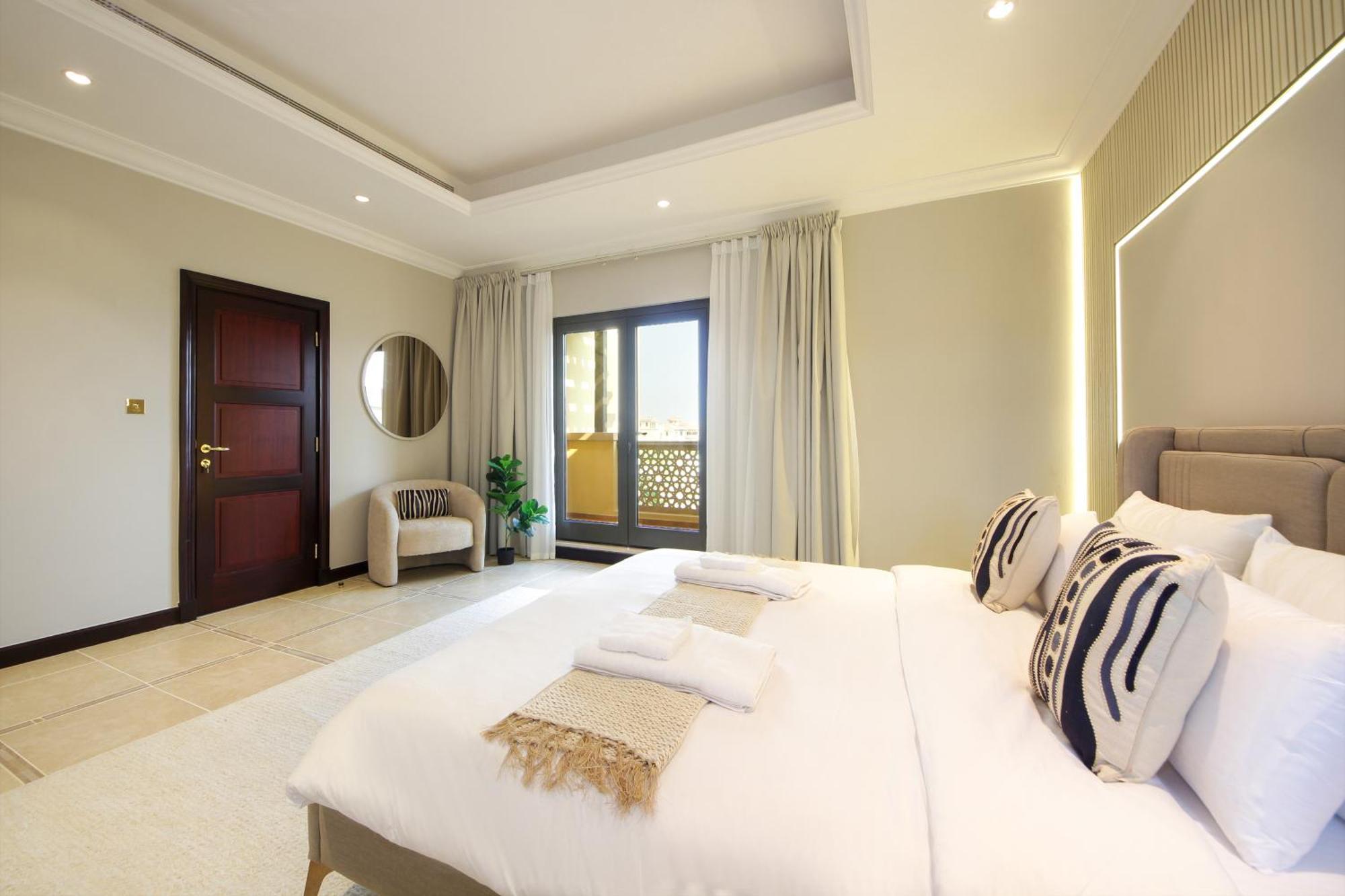 Cozy 4Br Maid Villa At Canal Cove Palm Jumeirah Dubai Exterior photo